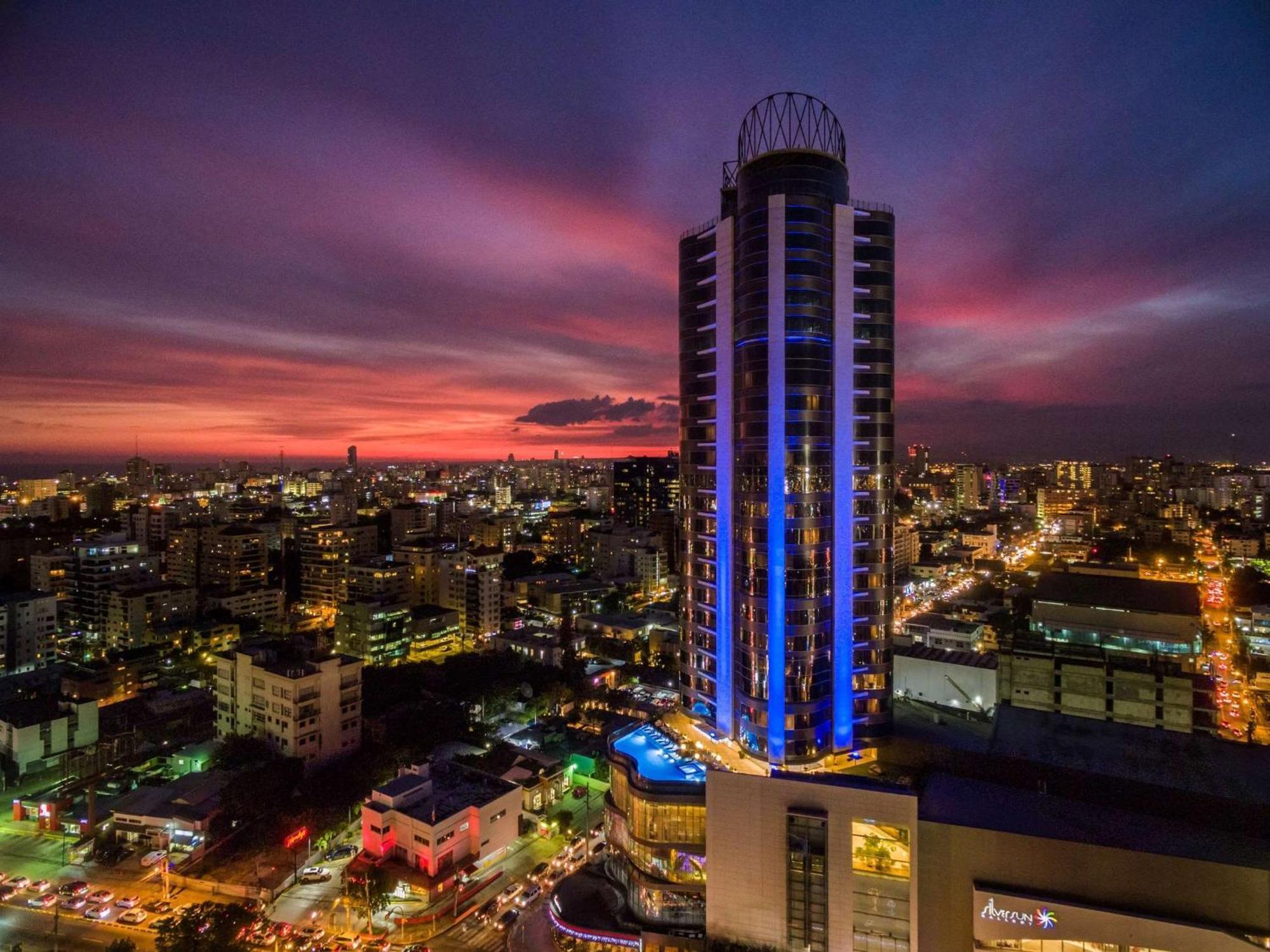 Embassy Suites By Hilton Santo Domingo Kültér fotó